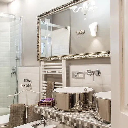 Amando Apartment *