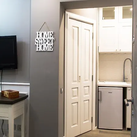 Amando Daire Bükreş